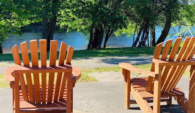 Private & Serene Riverfront Cottage, additional Cabins with a Captivating View! in Brasher Falls