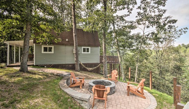 Quaint Mt Jackson Cottage with Sweeping Views! in Getz Corner
