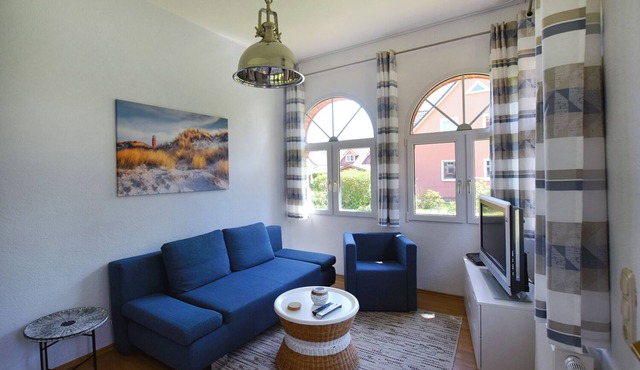 quiet and centrally located apartment f. 4 people, pets allowed, wifi in Ostseebad Prerow