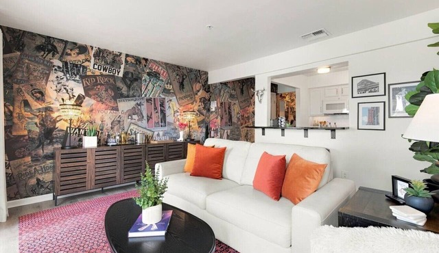 Riverview Condo by Downtown - Pool, Free Covered Parking & Patio in Nashville