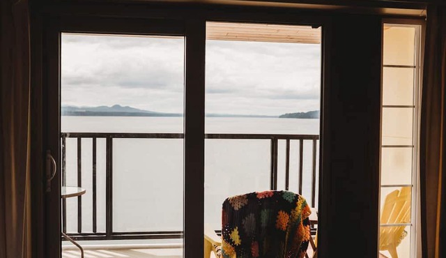 Room 204- Oceanfront room with balcony and two queen beds in Sointula