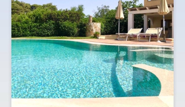 Seafront villa in Cala Caterina