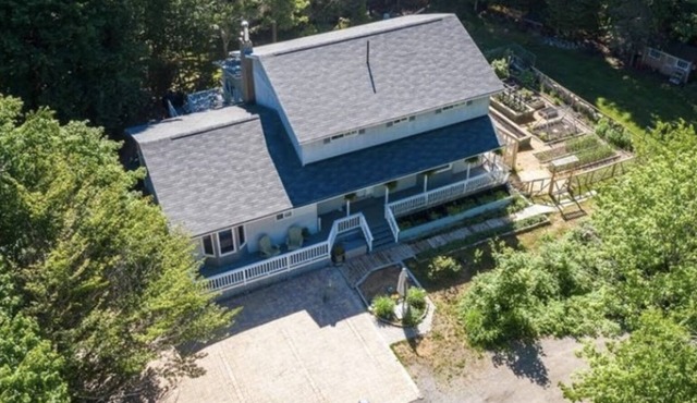 ★Secluded Charming Cottage★ | 2 Minutes from Lake in Huntsville