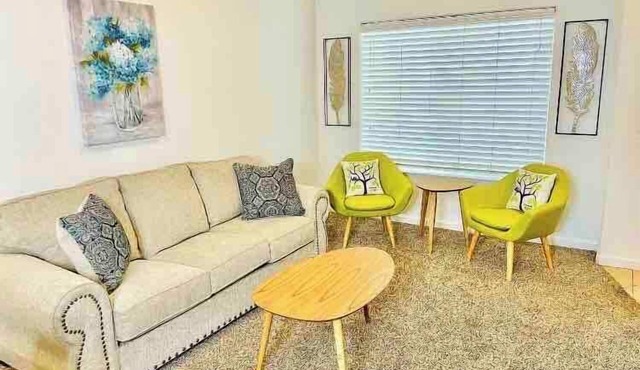 Sevenplex Breing The Entire Team/14Bd 14.5Ba/Sleeps49 in Reno