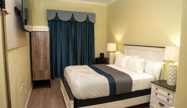 Sky's Villa Resort in Buff Bay