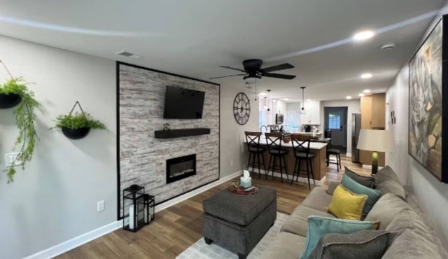 Snug As a Bug- 2Bedroom 2Bath in Warren