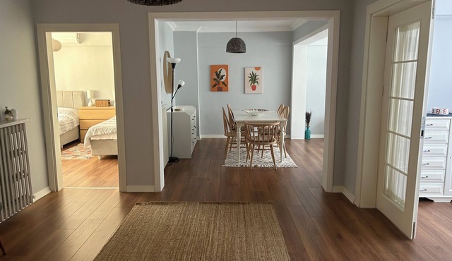 Spacious 3-bedroom apartment with WiFi, AC in wonderful Kadıköy Istanbul in İstanbul