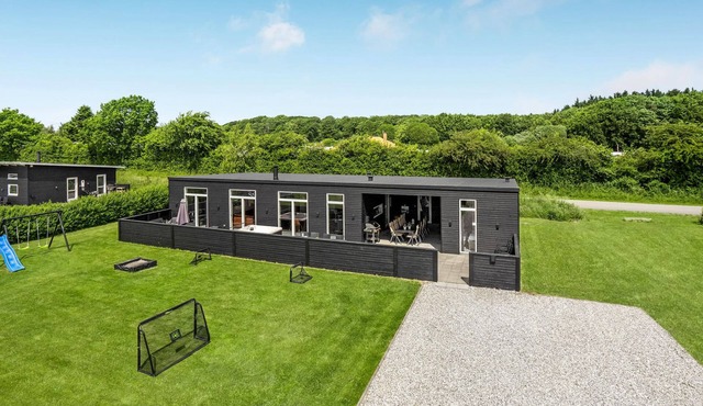 Stunning home in Haderslev with WiFi in Haderslev