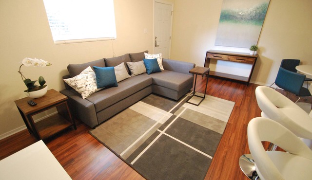 Stylish South Lamar Condo in Austin