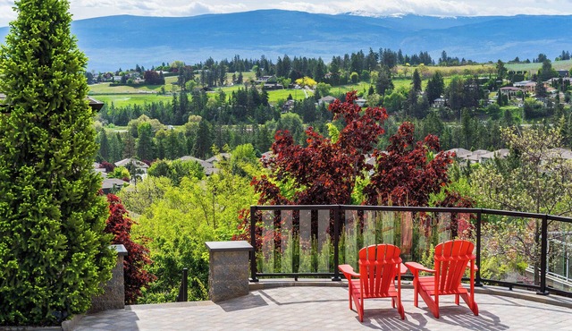 Sunrise Valley Suite in West Kelowna
