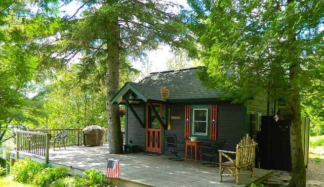Terraces on Rangeley Lake Cabin #3 - Adorable two bedroom, one bath cabin in Rangeley
