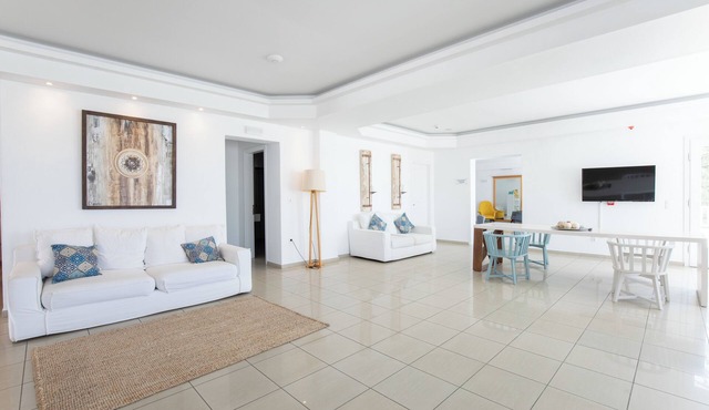 The George Hotel in Mykonos
