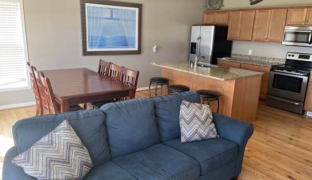 Three Schooners Landing - Middle Condo in Sodus Point