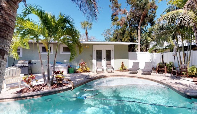 Tina's Piece of Paradise in Anna Maria
