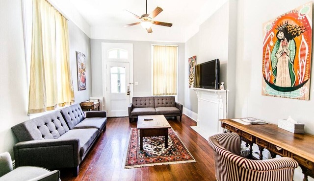 Tremé Creole Cottage near French Quarter w/Pool in New Orleans