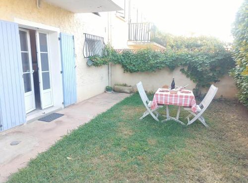Un Nid en Provence, Jardin, 2P in Raphèle