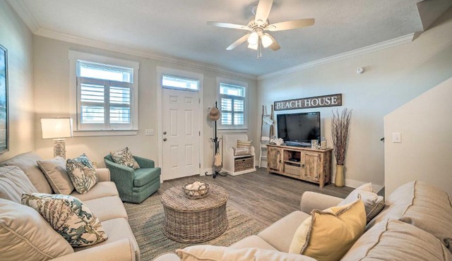 Upscale Ocean View Getaway - Walk to Beach! in Mexico Beach
