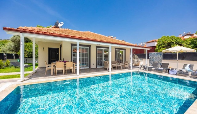 Villa Central - Three Bedroom Villa, Sleeps 6 in Dalyan