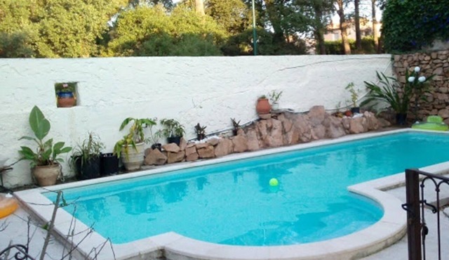 Villa Lysa Apartment in a private villa with pool var in La Garde