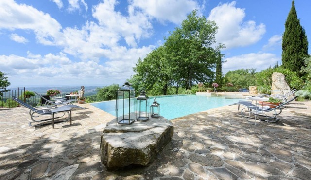 Villa Tregole by MMega in Castellina in Chianti