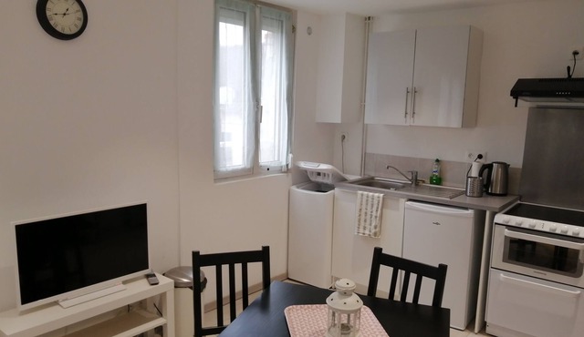 Vrbo Property in Caen