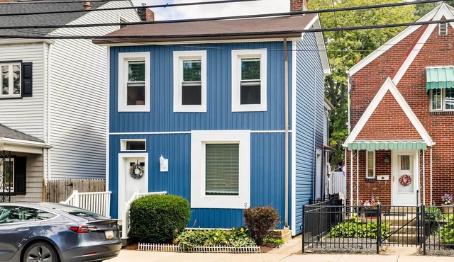 Walk to Walnut St: Pet-Friendly Pittsburgh Home! in Pittsburgh