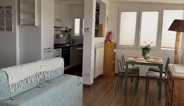 Warm atmosphere and bright apartment in North Rome a few km from the center in Roma