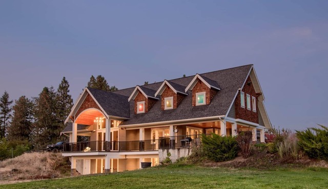 Whispering Owl Acres in Kelowna