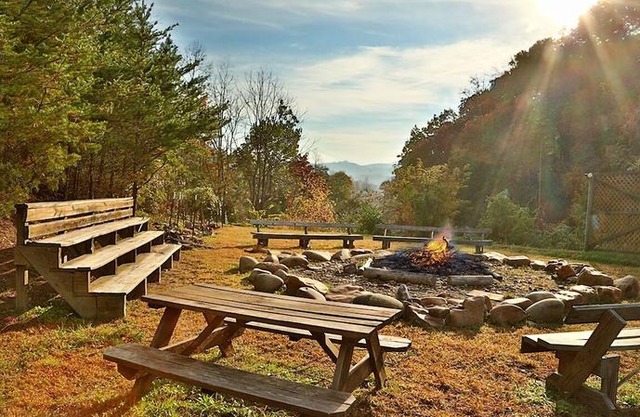 Briarstone Lodge Condo 13D - Two Bedroom Condo in Pigeon Forge