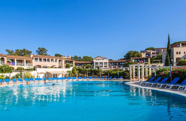 Residence Les Parcs de Grimaud - maeva Home - 2 Rooms 4 People Selection in Grimaud
