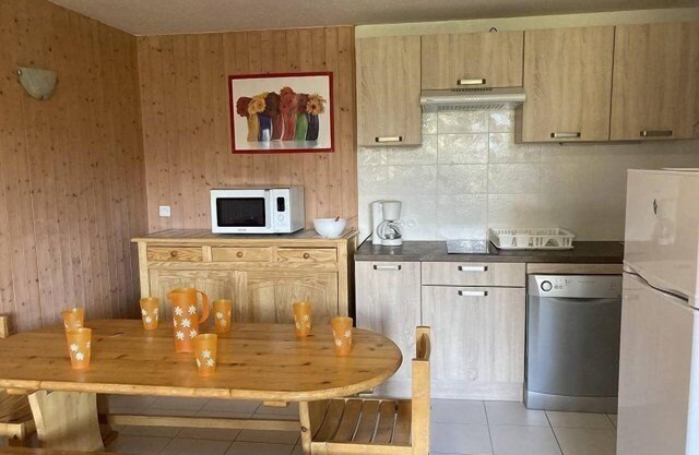 Two-room cabin residence ROUND POINT DES PISTES center station in Orcières Merlette - Alpes . in ORCIERES MERLETTE