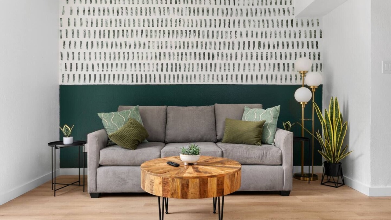 Photo of Livingroom in South Lamar