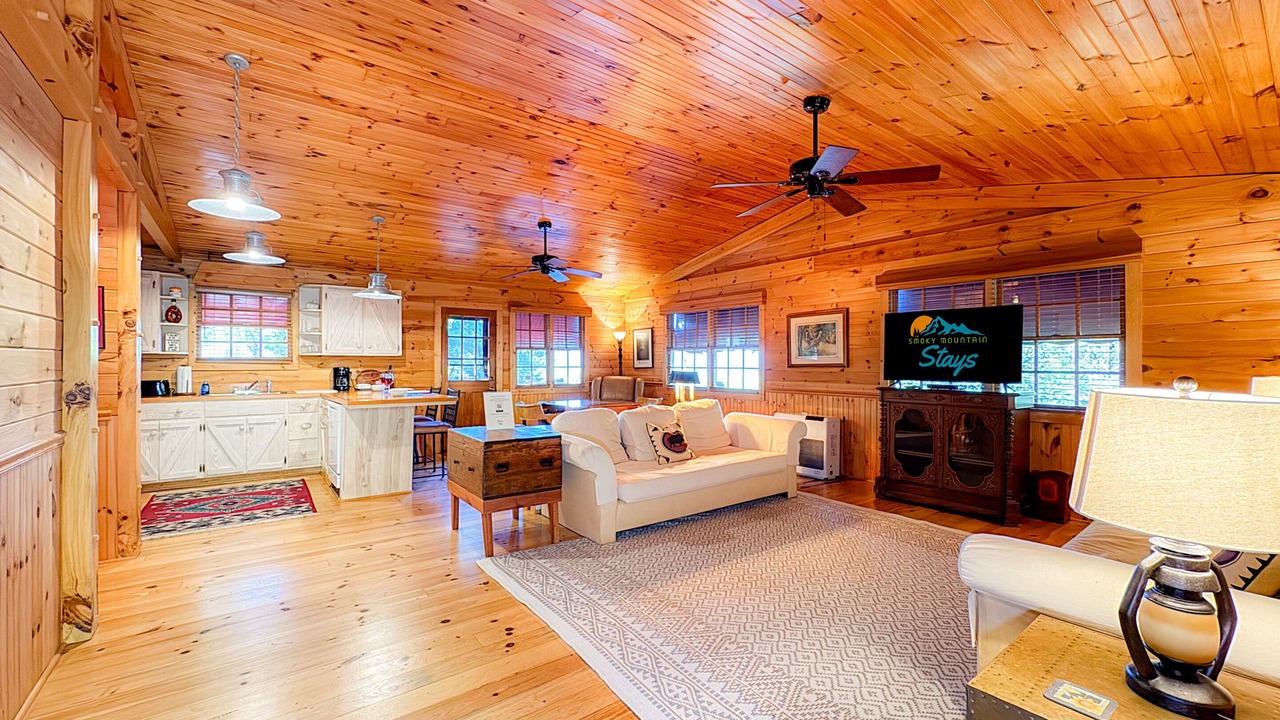 Photo of Bedroom in Bryson City