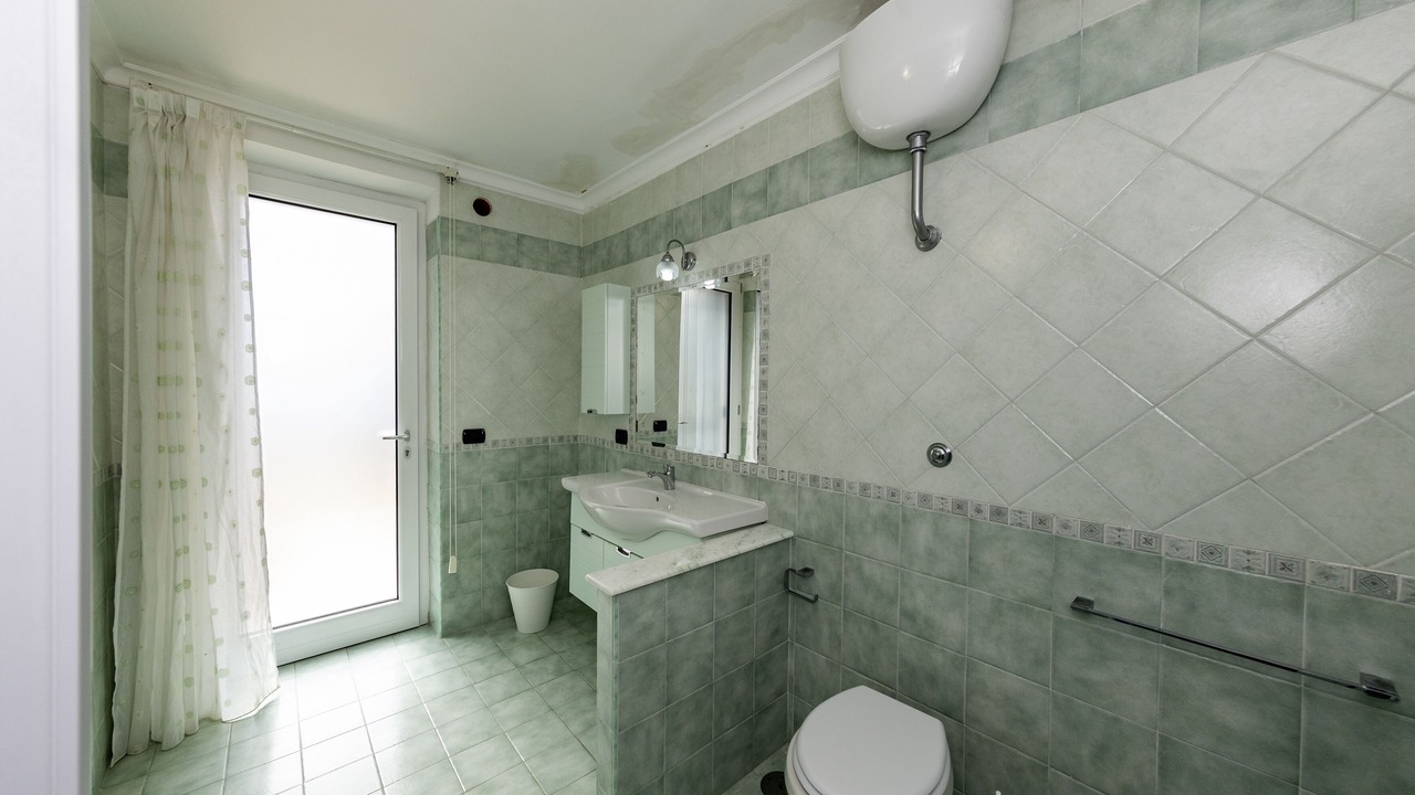 Photo of Bathroom in Marina Piccola
