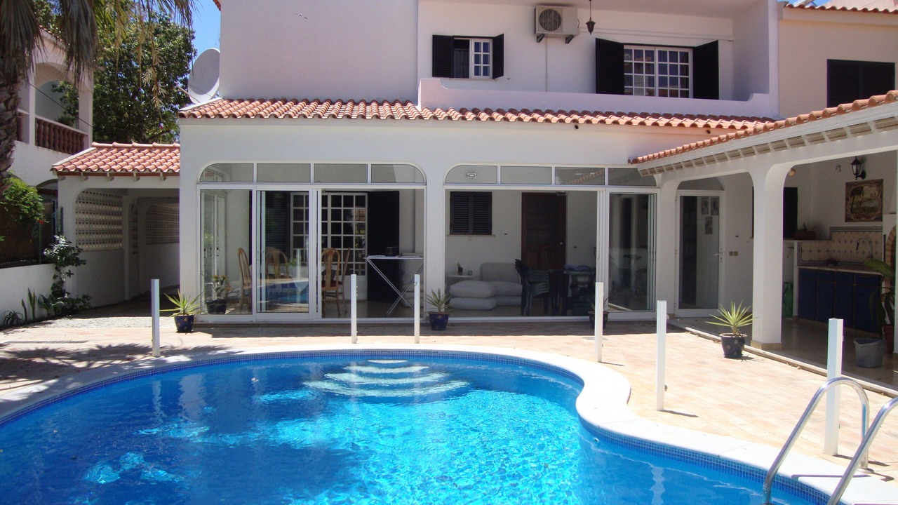 Photo of Outdoor in Gambelas
