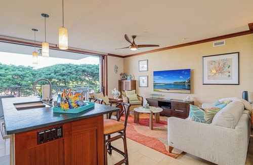 Ko Olina Condo | Updated 2025~Family Friendly~Gorgeous Ocean/Sunset Views w/Extra amenities!
