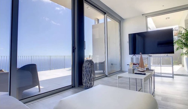 Villa Piece of Heaven by LovelyStay in Estreito da Calheta
