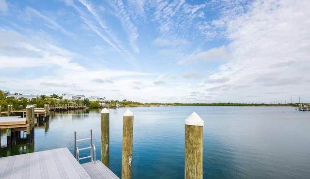Capmar House by Brightwild Huge Home Pool in Key West