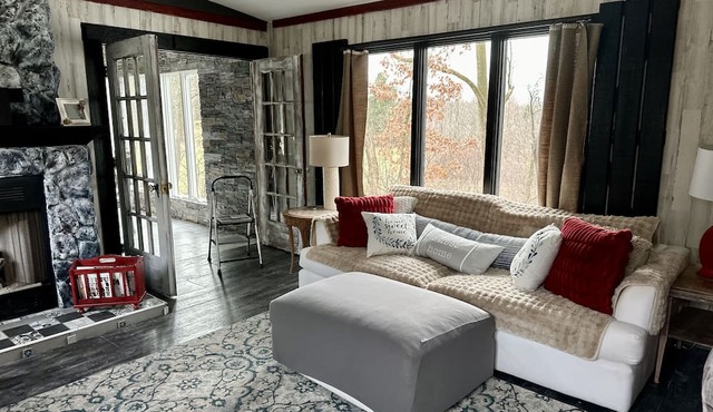 The Brupoppy Farm & Stay is farm located in the heart of Boston Heights Ohio. in Hudson