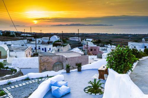 FOSuites in Oia